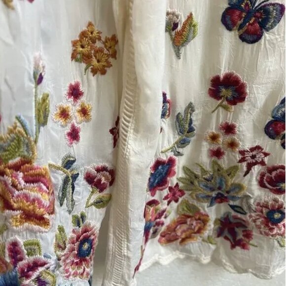 Johnny Was Maude Blouse Mathilde Embroidered Floral Butterfly Rayon Top Cream - Picture 4 of 4